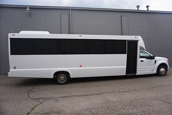 Mini Bus (30-40 Pax) in the USA